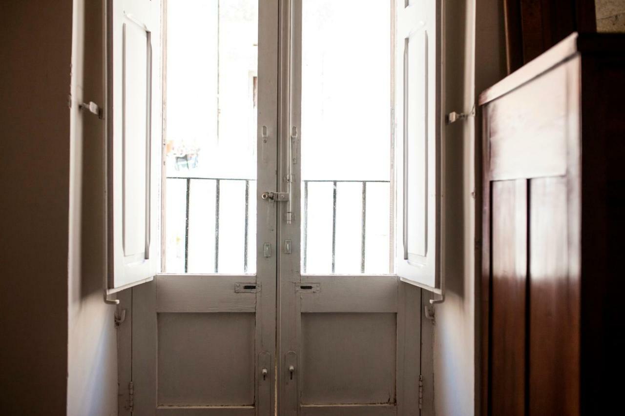 Explore The Historic On Foot From An Old Town House